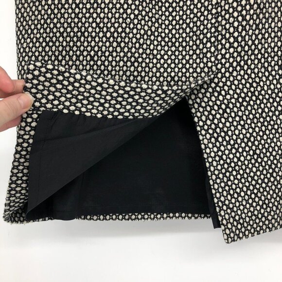 Lord & Taylor Black + white geometric print acrylic knit pencil skirt size 6 - Picture 9 of 13